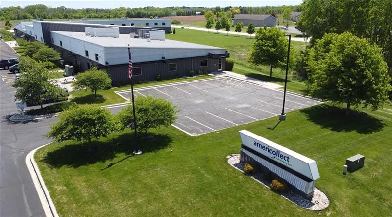1851 S Alverno Rd, Manitowoc, WI à vendre - Photo de l’immeuble – Image 3 sur 4