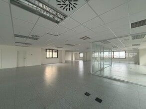 Bureau dans L'Hospitalet de Llobregat, Barcelona à louer Photo intérieure– Image 2 sur 11