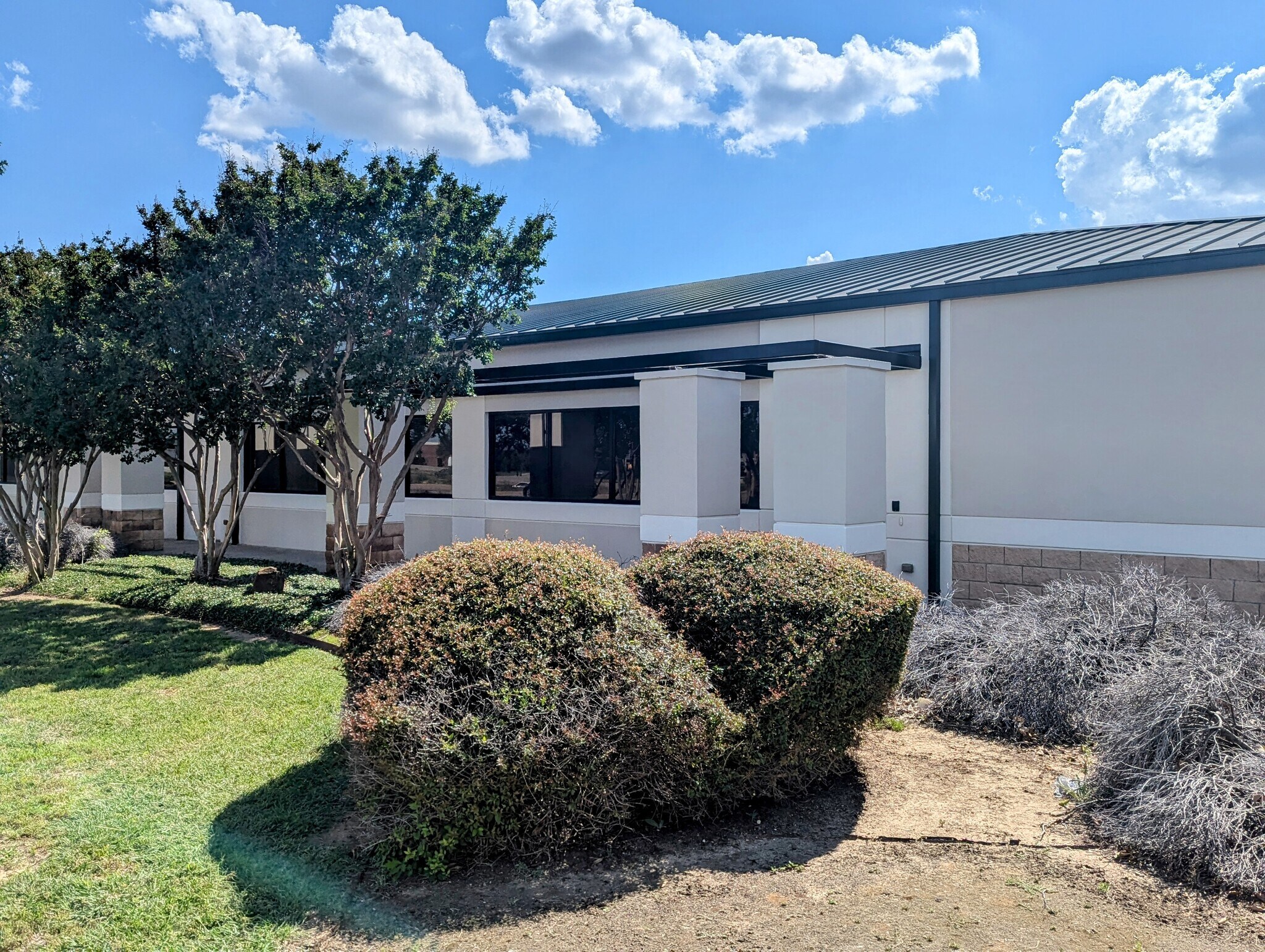 3600 William D Tate Ave, Grapevine, TX à louer Photo de l’immeuble– Image 1 sur 14