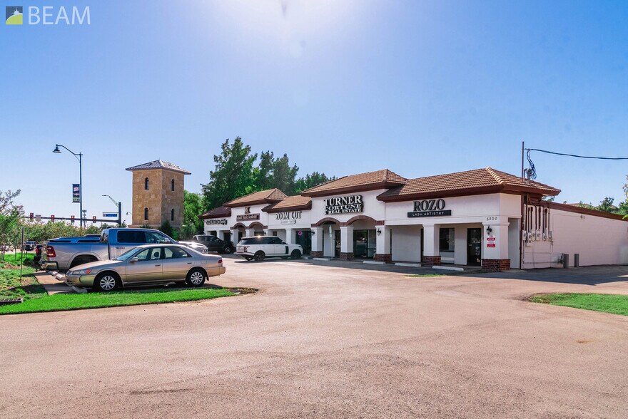 5200 Colleyville Blvd, Colleyville, TX à vendre - Photo de l’immeuble – Image 3 sur 15