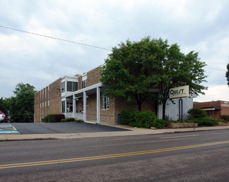 Plus de détails pour 1341 Market Ave N, Canton, OH - Bureau à vendre