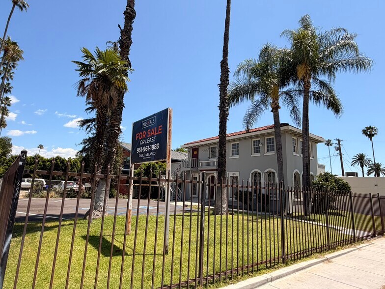 1661-1669 N E St. San Bernardino, CA 924 portefeuille de 2 biens à vendre sur LoopNet.fr - Photo de l’immeuble – Image 2 sur 17