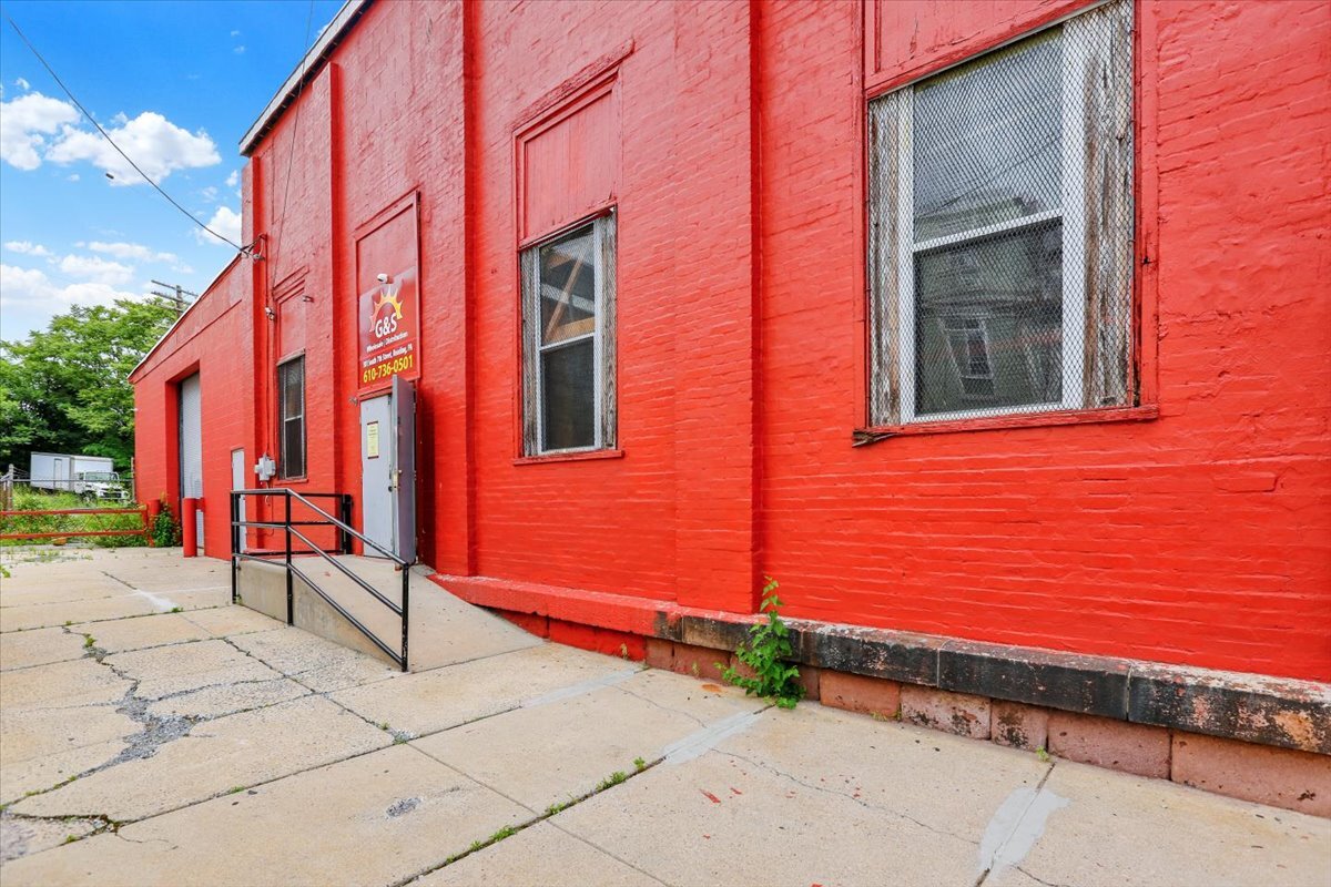 701 Bingaman St, Reading, PA à vendre Photo de l’immeuble– Image 1 sur 60