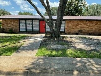 Plus de détails pour 506 Richardson St, Athens, TX - Coworking à louer