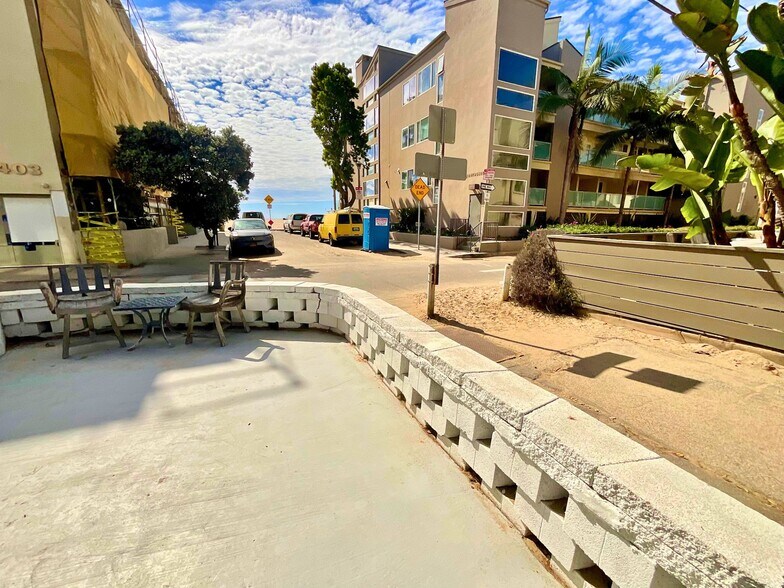 14 Mast, Marina Del Rey, CA à vendre - Photo de l’immeuble – Image 3 sur 61
