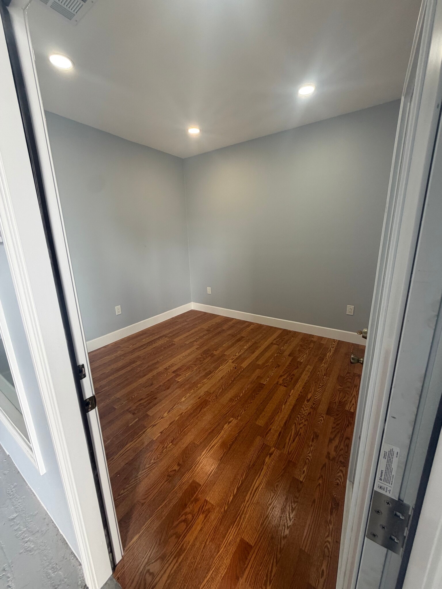 5344-5356 Cahuenga Blvd, North Hollywood, CA à louer Photo intérieure– Image 1 sur 6