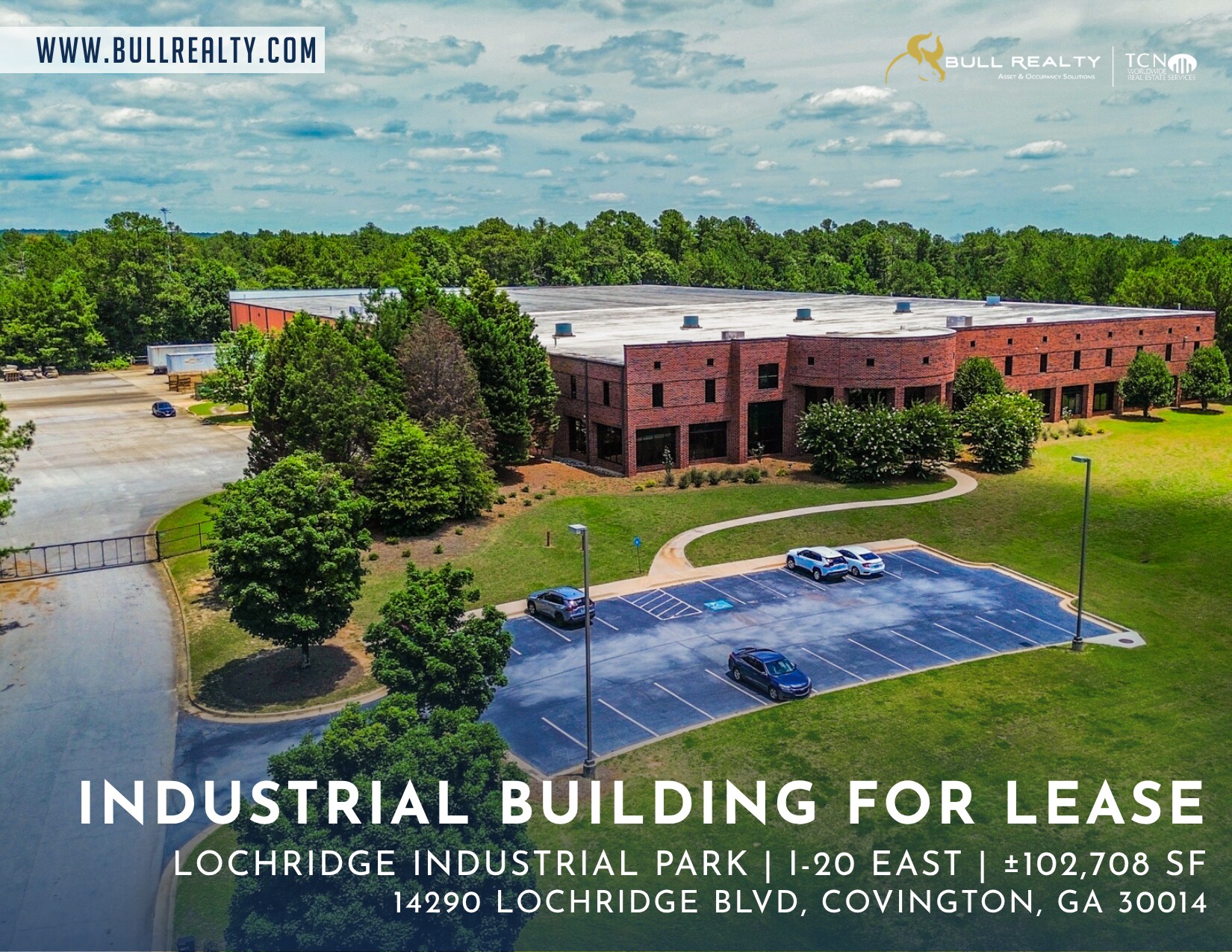 14290 Lochridge Blvd, Covington, GA à louer Photo de l’immeuble– Image 1 sur 26