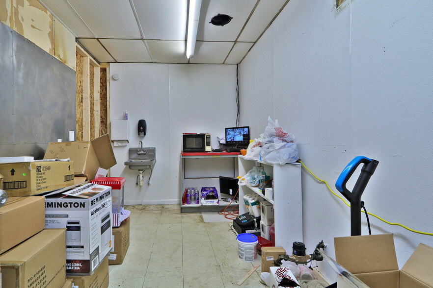 472 12th St, Tecumseh, NE à vendre - Photo intérieure – Image 3 sur 26