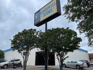 Plus de détails pour 7812 Lake June Rd, Dallas, TX - Local commercial à louer