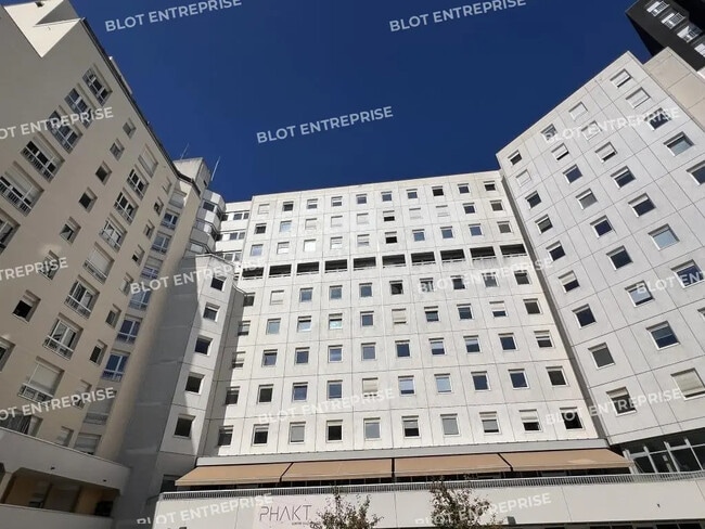 Plus de détails pour Bureau à louer