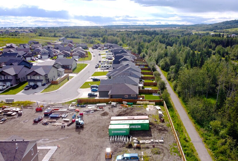 11703 102 St, Fort St John, BC à vendre - Photo de la construction – Image 3 sur 3