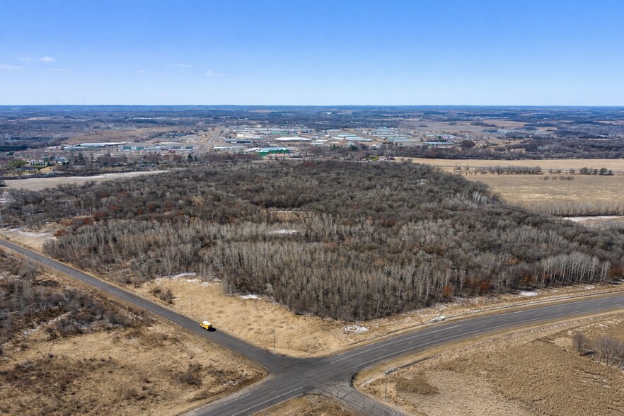 6704 Old Highway 52, Saint Cloud, MN à vendre - Photo de l’immeuble – Image 2 sur 46