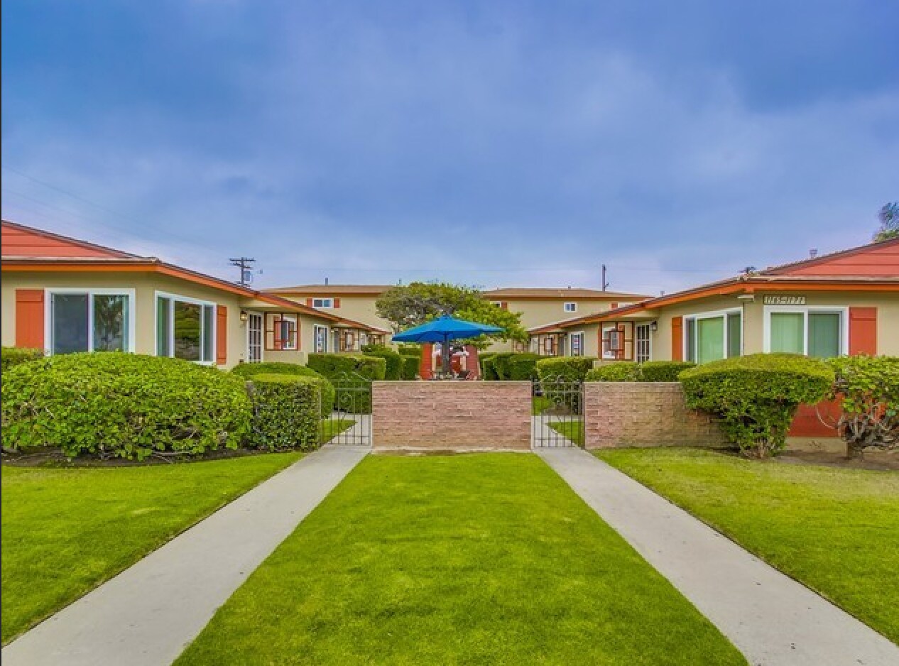 1179 Felspar St, San Diego, CA à vendre Photo de l’immeuble– Image 1 sur 23