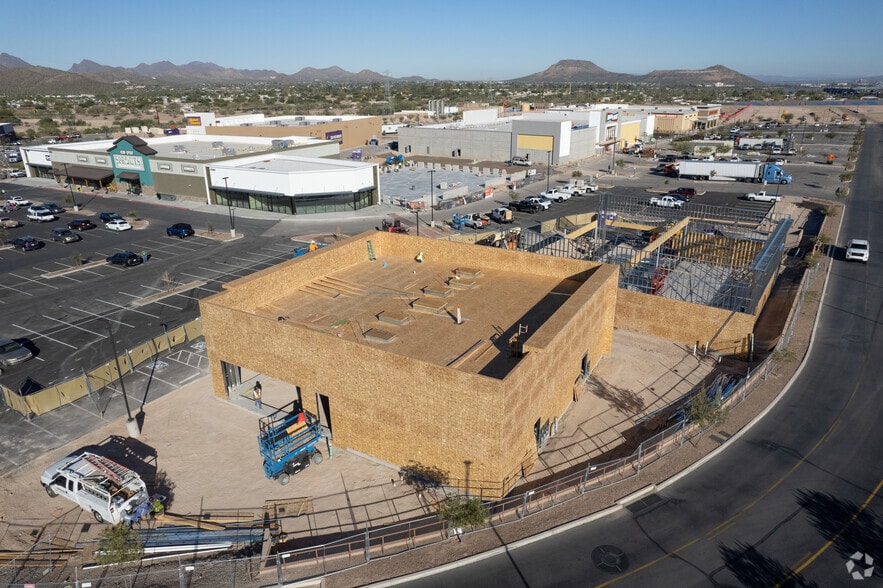 4750 S Landing Way, Tucson, AZ à vendre - Photo de l’immeuble – Image 2 sur 5