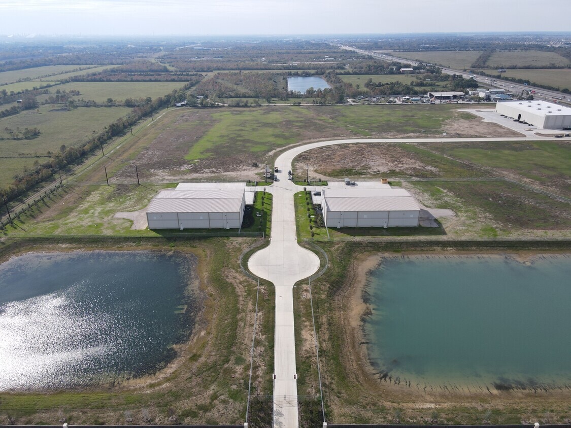 7500 Gateway, Baytown, TX à vendre Aérien– Image 1 sur 3