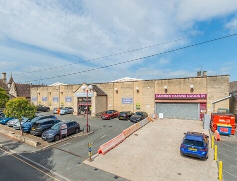 68-72 Dyer St, Cirencester à vendre - Photo de l’immeuble – Image 3 sur 7