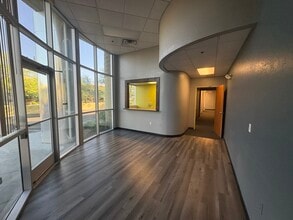 1535 W Parkside Ln, Phoenix, AZ à louer Photo intérieure– Image 2 sur 4