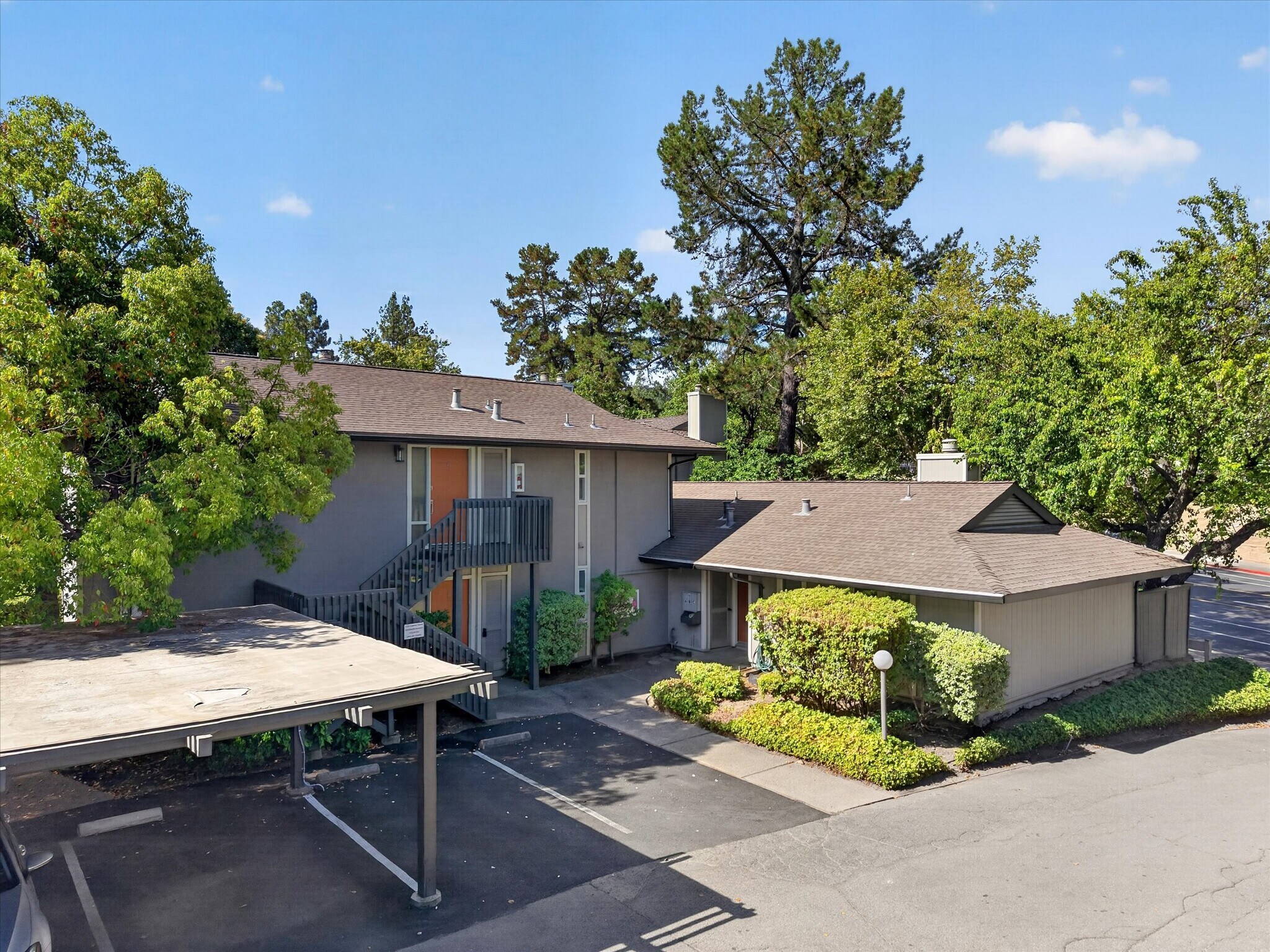 1920 Camino Verde, Walnut Creek, CA à vendre Photo de l’immeuble– Image 1 sur 38