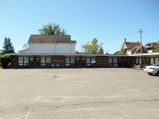 Plus de détails pour 1800 Ashmun St, Sault Sainte Marie, MI - Hôtellerie à vendre