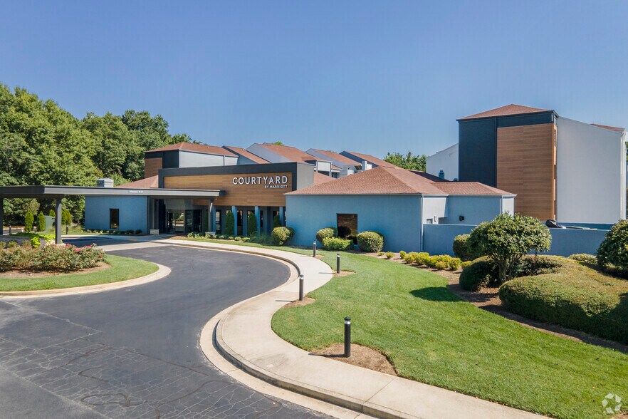 2455 Delk Rd SE, Marietta, GA à vendre - Photo de l’immeuble – Image 1 sur 5