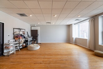 511-513 Main St, La Crosse, WI à louer Photo intérieure– Image 2 sur 8