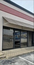 2601-2621 Aero Dr, Grand Prairie, TX à louer Photo intérieure– Image 1 sur 13