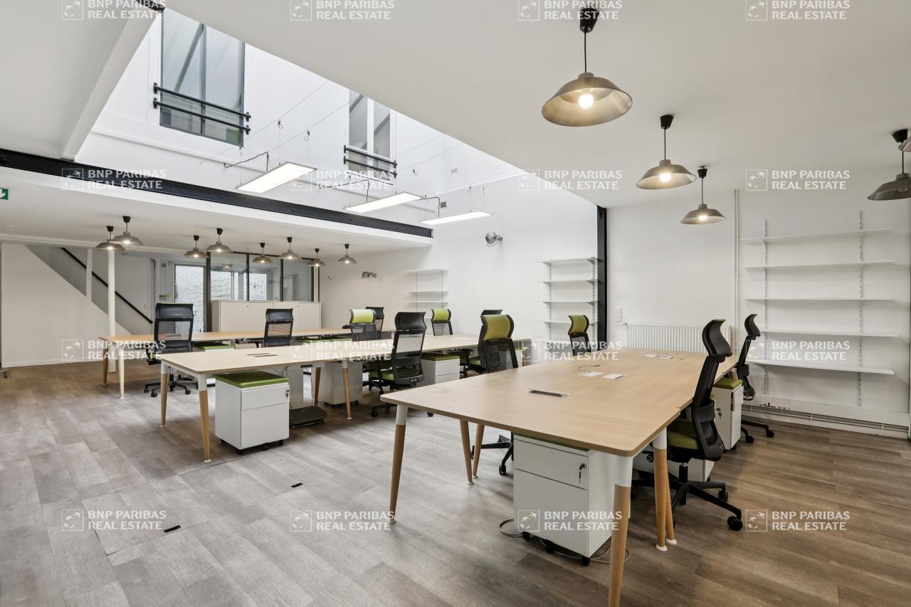 Bureau dans Paris à louer Photo de l’immeuble– Image 1 sur 15