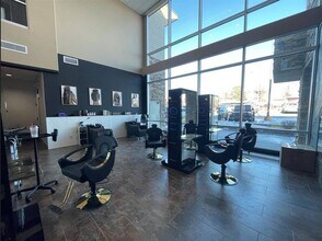 4747 Pioneers Blvd, Lincoln, NE à louer Photo intérieure– Image 2 sur 2