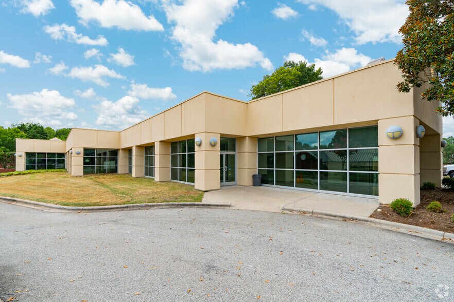 308 E Centerview St, China Grove, NC à vendre - Photo de l’immeuble – Image 1 sur 31