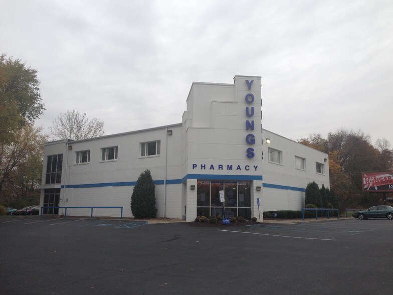 3708 Freemansburg Ave, Bethlehem, PA à vendre - Photo de l’immeuble – Image 2 sur 15