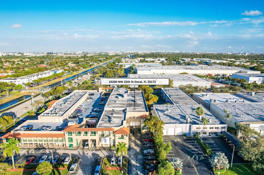 10200 NW 25th St, Doral, FL à vendre - Photo de l’immeuble – Image 2 sur 25