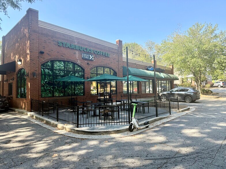 3660 Cascade Rd, Atlanta, GA à louer - Photo de l’immeuble – Image 3 sur 15