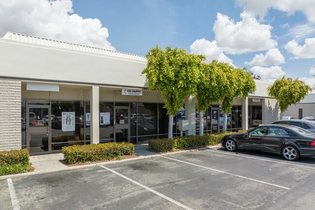 Plus de détails pour 20710 S Leapwood Ave, Carson, CA - Local d'activités à louer
