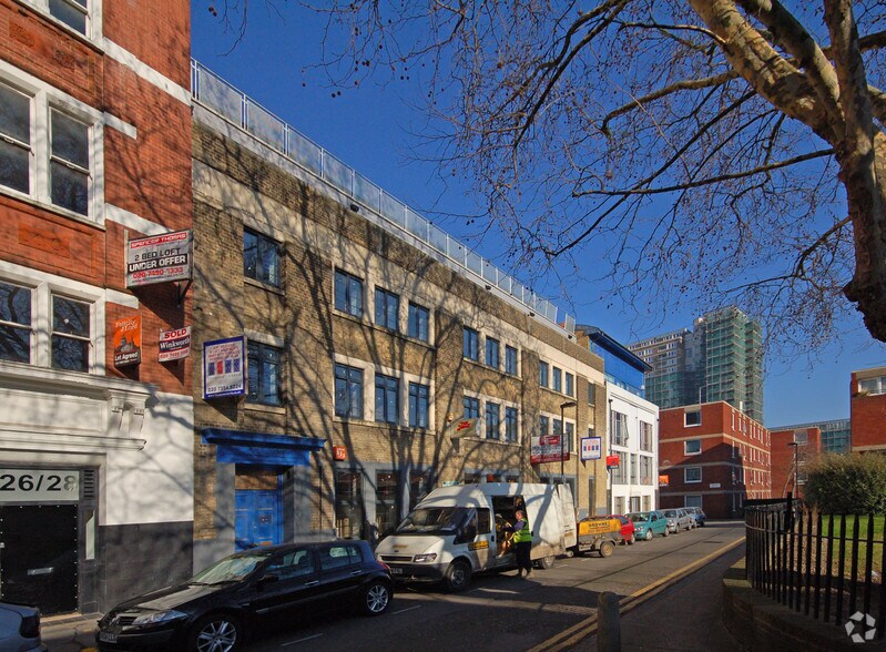 22-25 Bartholomew Sq, Londres à vendre - Photo de l’immeuble – Image 2 sur 6