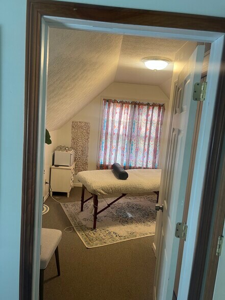 337 E Washington St, Medina, OH à louer - Photo de l’immeuble – Image 2 sur 13