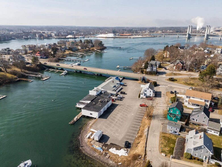 9 Water St, Kittery, ME à louer - Photo de l’immeuble – Image 2 sur 6