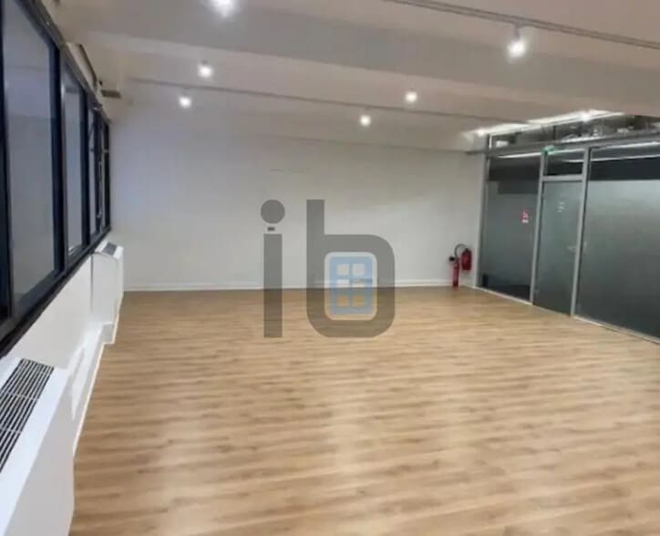 Bureau dans Paris à vendre - Photo de l’immeuble – Image 2 sur 2