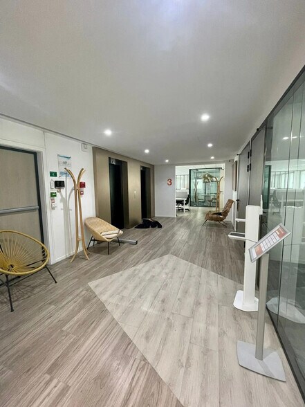 52 Quai Des Carrieres, Charenton-le-Pont à louer - Photo de l’immeuble – Image 1 sur 8