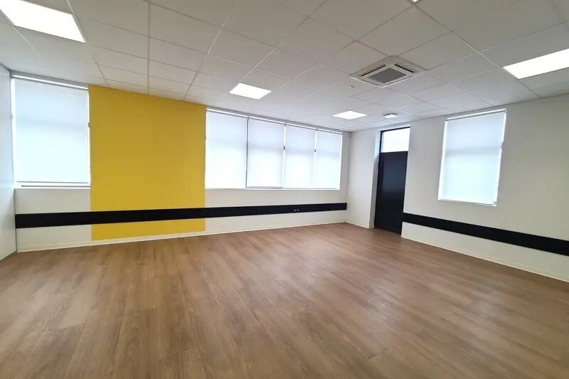 Bureau dans Béziers à louer - Photo de l’immeuble – Image 3 sur 12