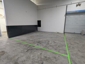 3901 SE Naef Rd, Portland, OR à louer Photo intérieure– Image 2 sur 7