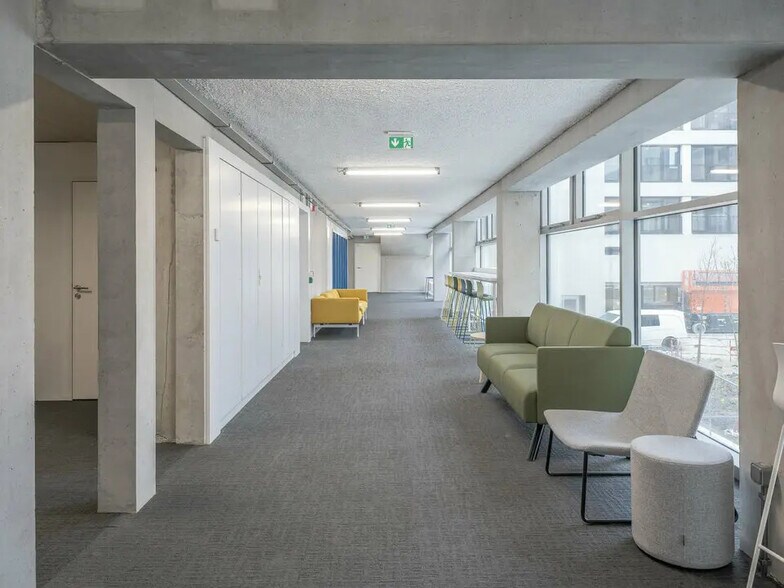 Bureau dans Nantes à vendre - Photo de l’immeuble – Image 2 sur 5