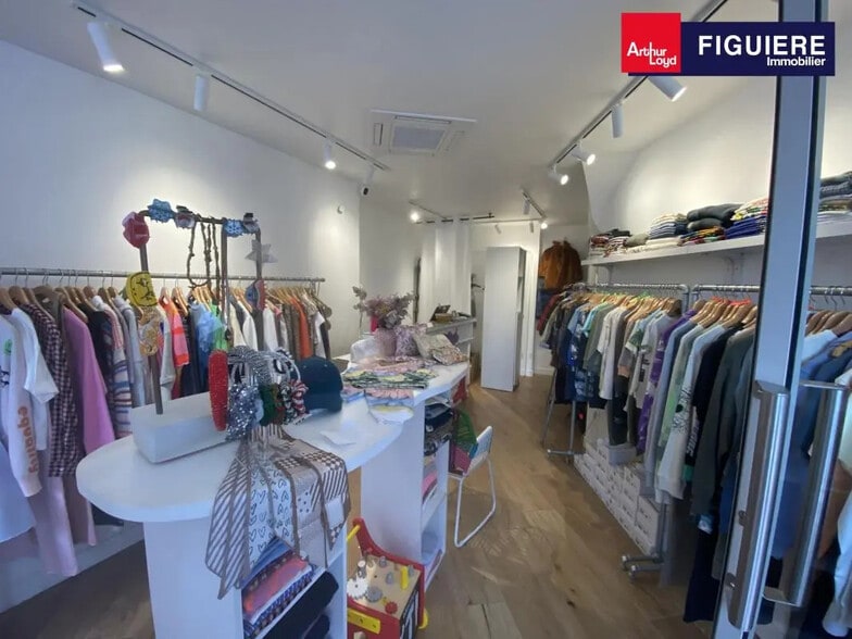 Local commercial dans Salon-de-Provence à louer - Photo intérieure – Image 2 sur 10