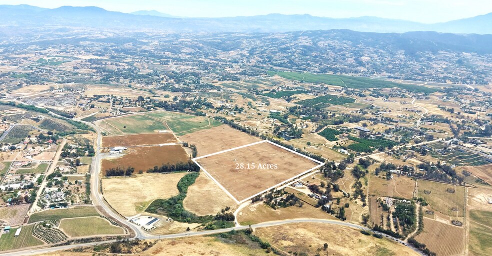 Camino del Vino, Rancho California, CA à vendre - Photo principale – Image 1 sur 4
