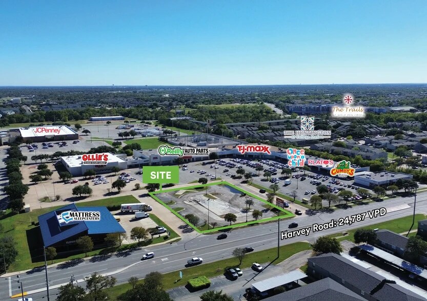 1312 Harvey Rd, College Station, TX à louer - Photo de l’immeuble – Image 3 sur 5