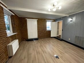 635 E Bay St, Charleston, SC à louer Photo intérieure– Image 1 sur 22