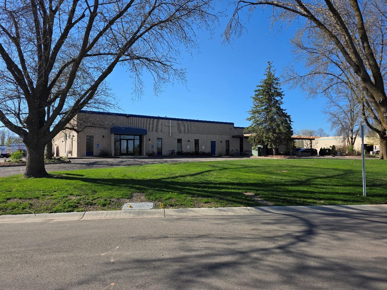 4319 Steiner St, Saint Bonifacius, MN à louer Photo principale– Image 1 sur 2