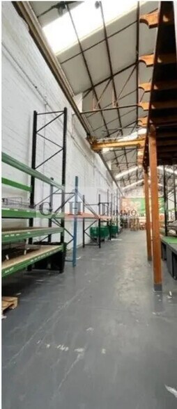 Industriel/Logistique dans Épinay-sur-Seine à louer - Photo de l’immeuble – Image 3 sur 3