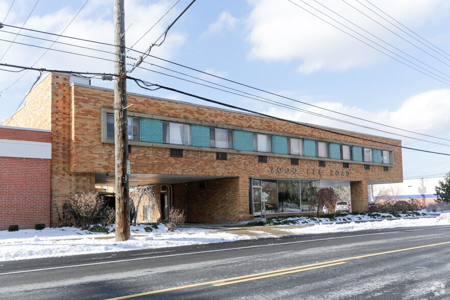 2000 Lee Rd, Cleveland Heights, OH à louer - Photo de l’immeuble – Image 2 sur 3