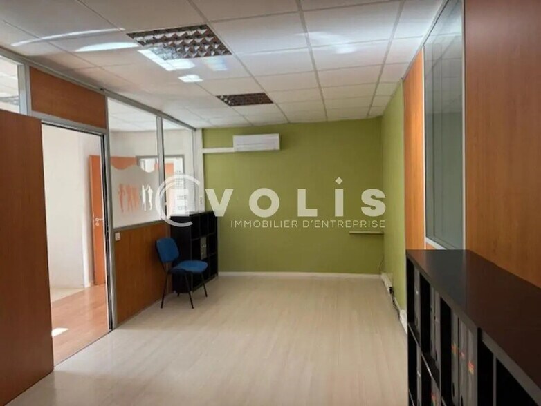 3 B Rue Irene Joliot Curie, Eybens à louer - Photo intérieure – Image 2 sur 7