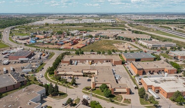 100 Westmore Dr, Toronto, ON - Vue aérienne  vue de carte - Image1